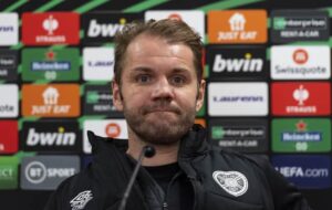 การแสดงที่ดุเดือด